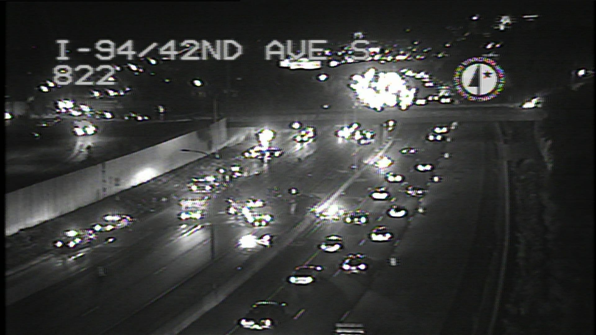 MnDOT Accident closes 94W from 49th to Dowling